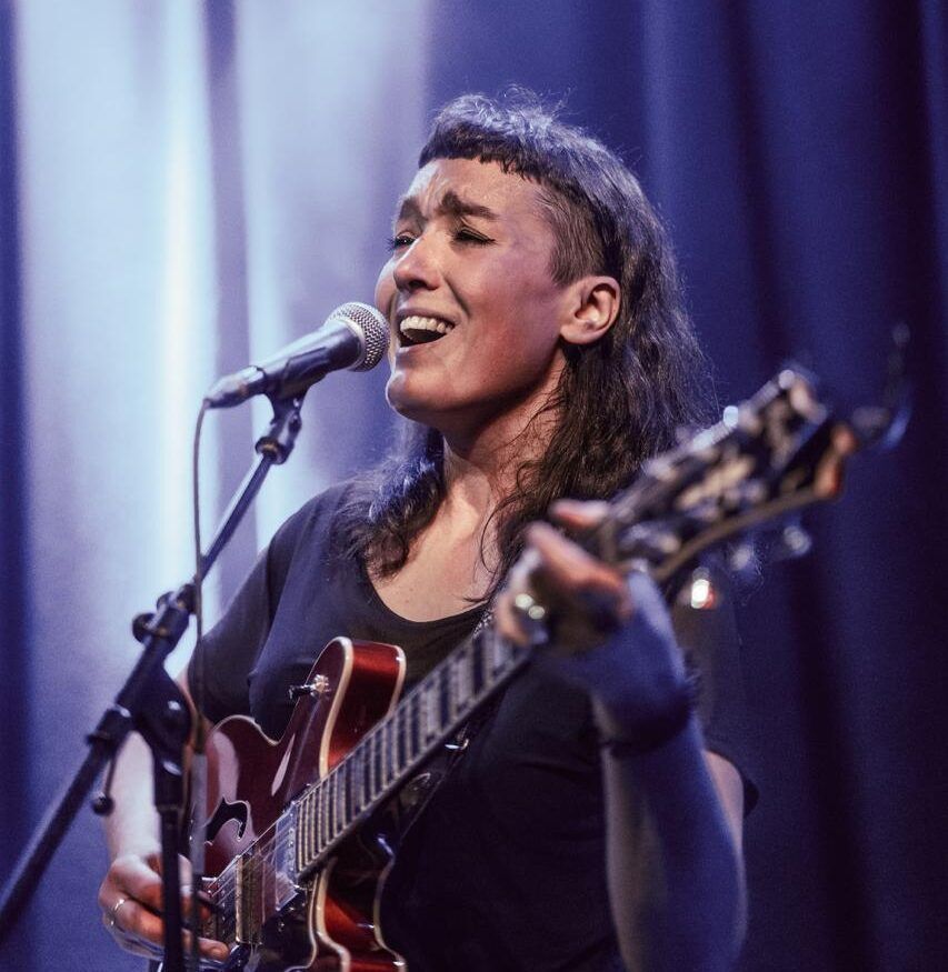 Karolina / KMC Music